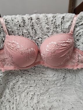 Source Unknown Pink Lace Underwire Bra